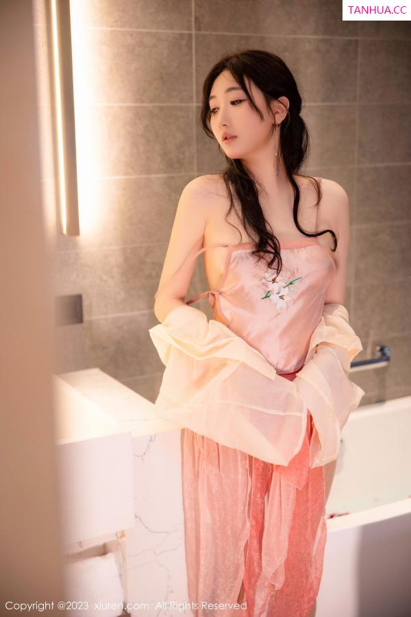 江真真  [XiuRen]高清写真图 2023.02.14 No.6262 江真真 古装美臀第21张图片
